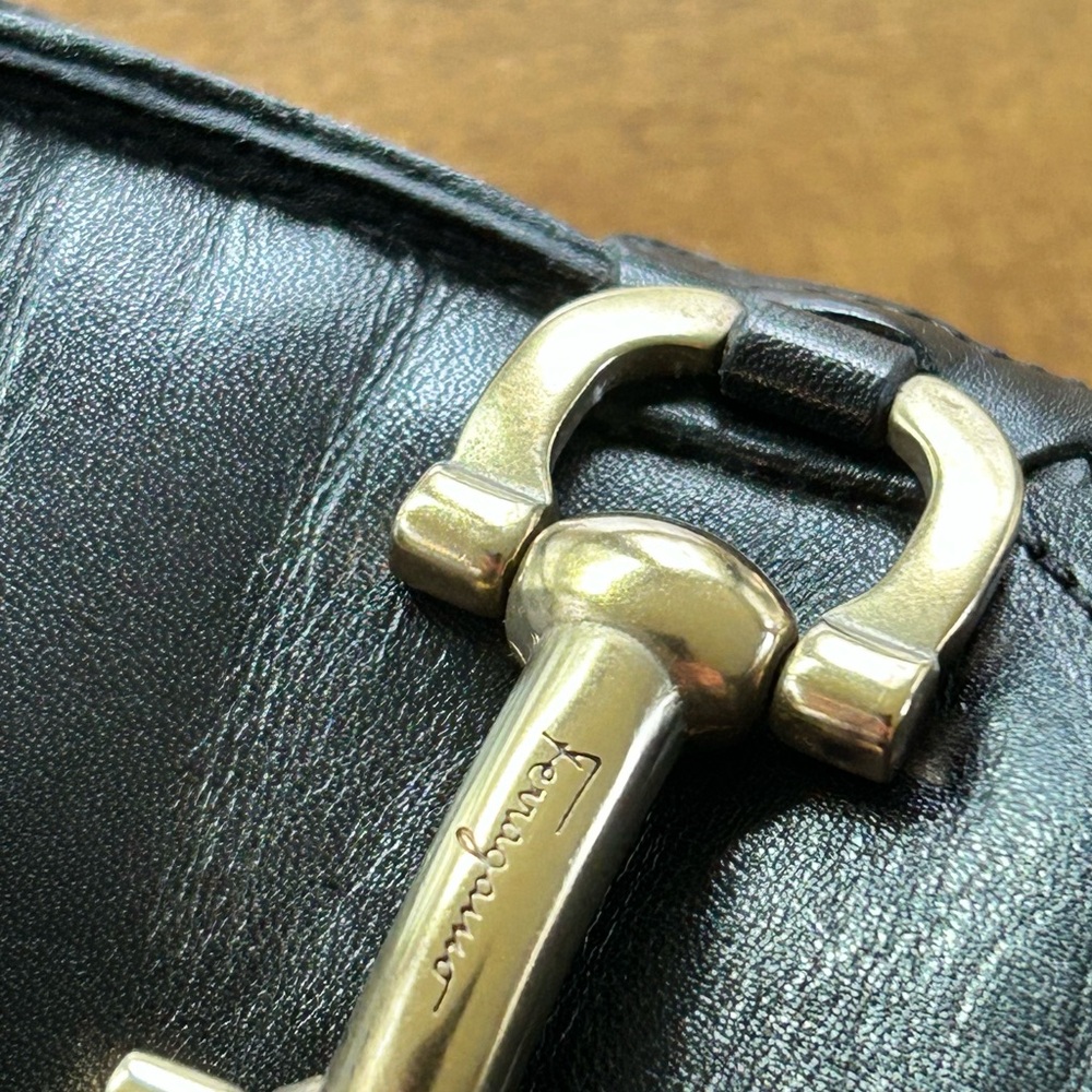 ***SOLD***
Vintage Women’s Salvatore Ferragamo Brass Horse-bit Heeled Loafers - Picture 5 of 16